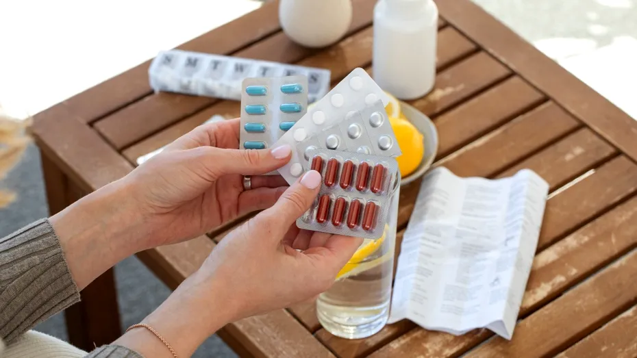 Medicamentele care pot transforma canicula într-un pericol. Avertismentul medicilor pentru milioane de pacienți
