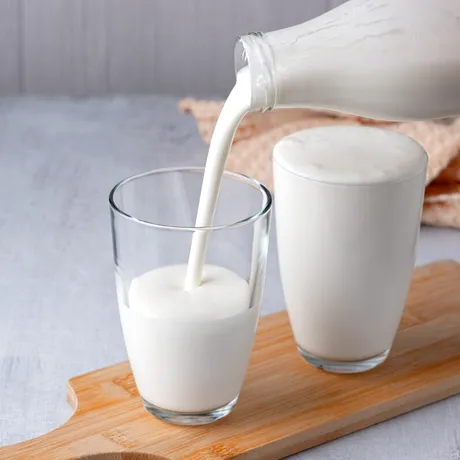 De ce să bei kefir zilnic? Beneficii multiple pentru sănătate