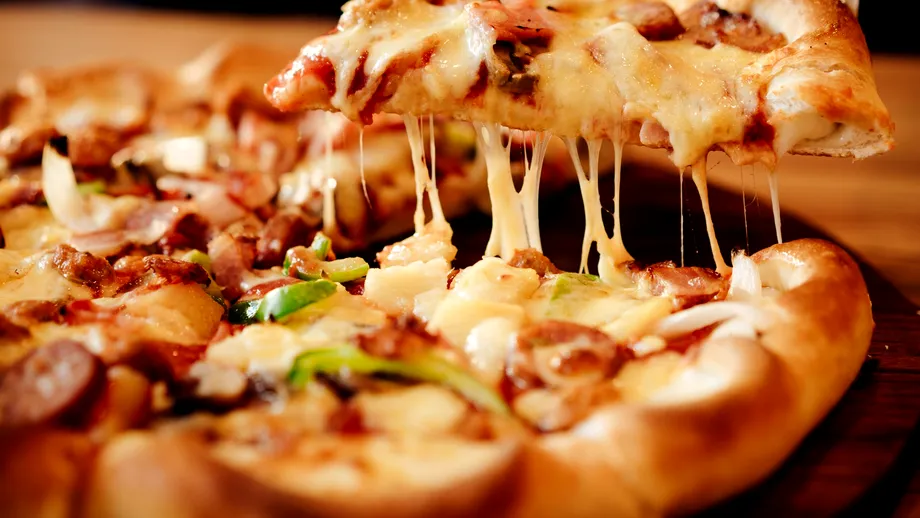 James a murit la scurt timp după ce a mâncat o felie de pizza. Ce căutase băiatul pe Google chiar înainte să dea comanda online