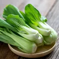 Bok Choy (Pak Choi): Legumă bogată în nutrienți pentru sănătatea digestivă, osoasă și cardiovasculară