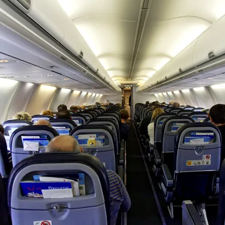 Cum să solicitați despăgubiri pentru întârzieri și anulări de zboruri. Cine are dreptul la compensații