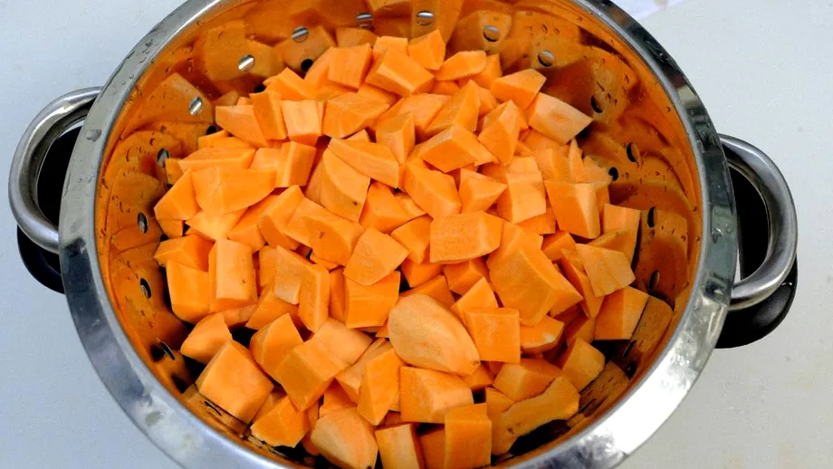 Cea mai bună metodă să gătești cartofii dulci. Așa sunt mai ușor de digerat