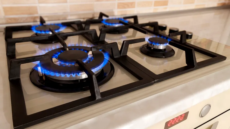 Lovitură pentru români de la 31 martie: dispare plafonarea la gaze. Ce se va întâmpla cu facturile?