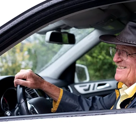 Când expiră permisul auto în funcție de vârstă. Ce modificări aduce noul Cod Rutier 2025