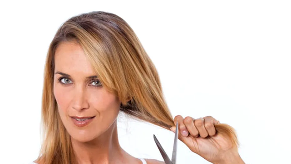 Păr sănătos: la cât timp trebuie tăiate vârfurile?