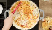 Ai scăpat prea multă sare în pilaf? Ce să pui, ca să repari problema