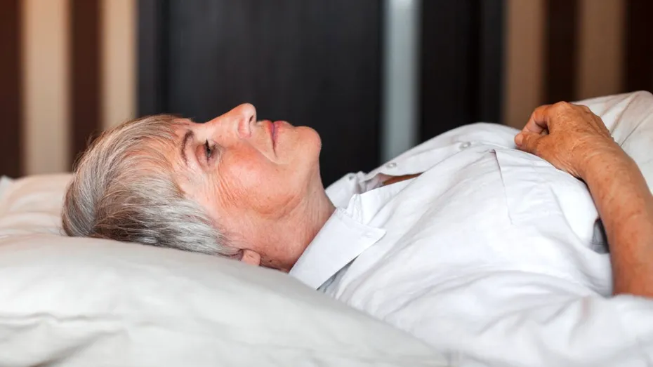 De ce NU mai dormim bine odată cu înaintarea în vârstă?