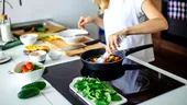 Sfaturi și trucuri pentru a-ți îmbunătăți abilitățile de gătit