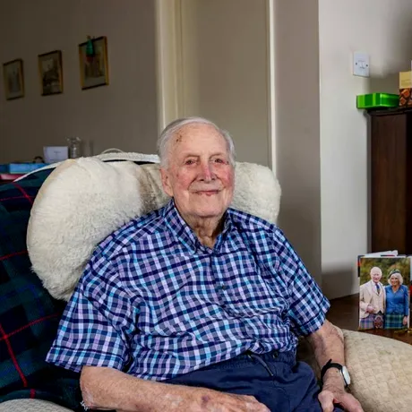 Desertul pe care-l mănâncă zilnic un veteran de război. Are 106 ani, nu ia nicio pastilă și nu merge la doctor. „Nu mă simt deloc mai bătrân. Nu am dureri sau suferințe”