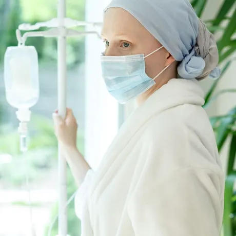 O româncă bolnavă de leucemie nu poate fi tratată din cauza locurilor insuficiente în spital. Daniela: „Aștept de 5 luni să fac transplantul”