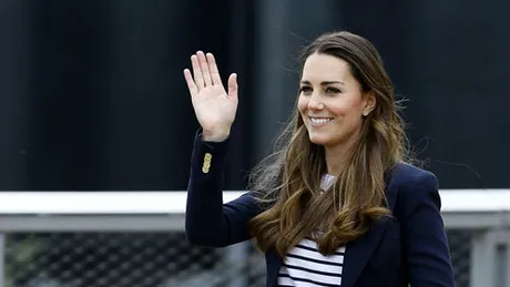 Kate Middleton şi-a recăpătat uimitor formele după naştere