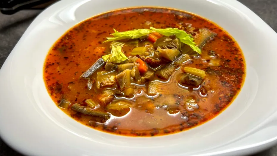 Rețetă ciorbă din ciuperci Pleurotus. Gustoasă și sățioasă în timpul postului / VIDEO