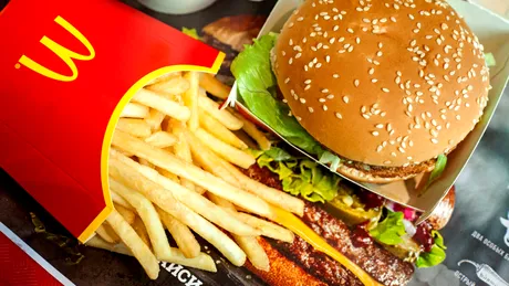 Ce să comanzi de la restaurant sau fast-food dacă ești în deficit caloric