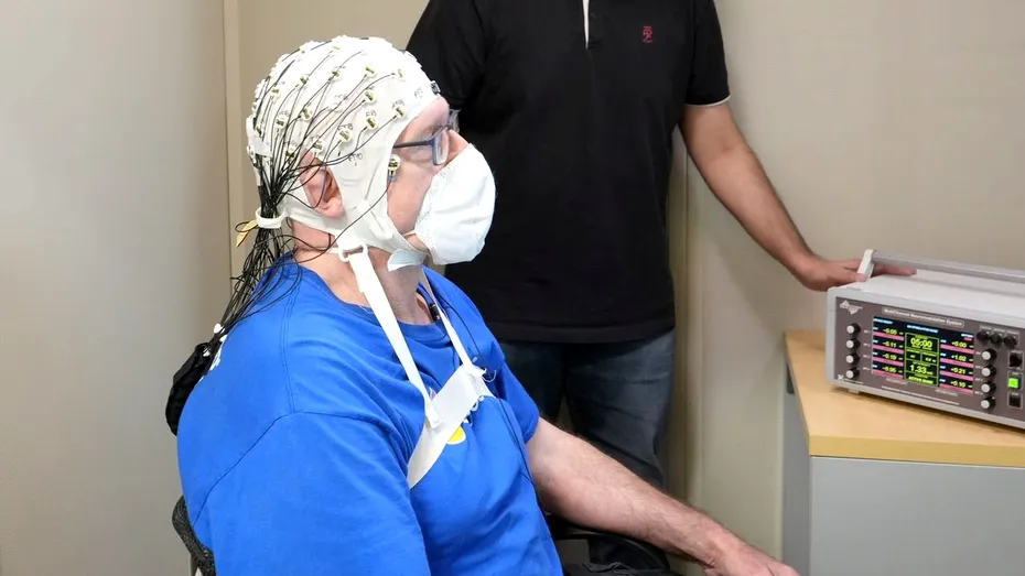 Studiu: un tratament neinvaziv de 20 de minute poate îmbunătăți atât memoria pe termen scurt, cât și memoria pe termen lung a pacienților de peste 65 de ani