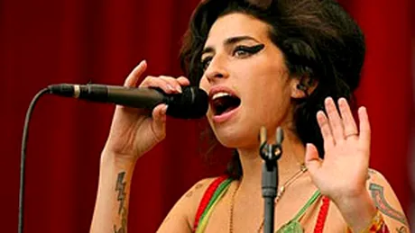 Amy Winehouse a lipsit de la propria aniversare