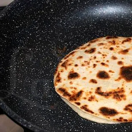Rețetă clătite chinezești. Cum să faci cele mai gustoase clătite, din doar 2 ingrediente