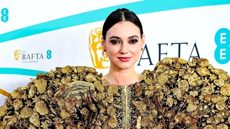 Românca Andreea Cristea, apariție spectaculoasă pe covorul roșu la Premiile BAFTA 2023