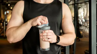 Cele mai periculoase suplimente la sală — ce riscuri ascunse trebuie să cunoști