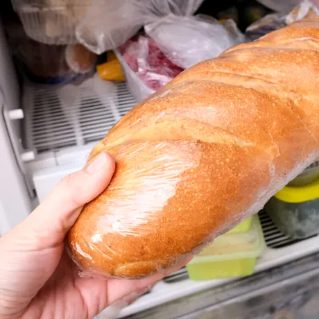 De ce nu trebuie să ții pâinea în frigider și cum să o păstrezi corect