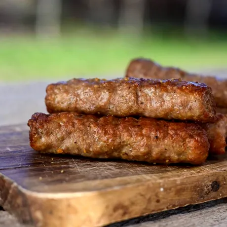 Cum să faci mici cu apă minerală. Rețeta completă pentru cei mai suculenți mici de casă
