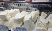 La ce să fii atent când cumperi brânză din piață sau din supermarket