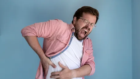 Simptomul TĂCUT pentru cancerul de ficat. Îl confunzi cu indigestia!