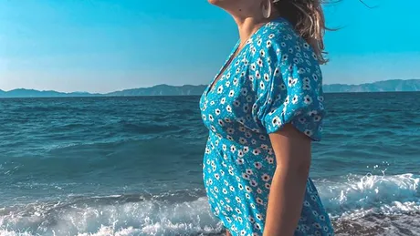 Gina Pistol și Smiley vor deveni părinți. Primele fotografii cu vedeta însărcinată