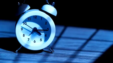 Ora de vară 2026. Data exactă la care dăm ceasurile înainte! România trece la ora de vară mai devreme