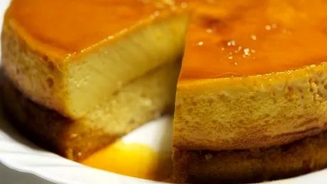 Tort de zahăr ars cu pandișpan. Rețeta cu care Cornelia Rednic și-a impresionat familia