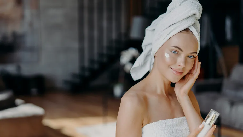 Pielea texturată și neuniformă: cauze și sfaturi pentru a o îmbunătăți