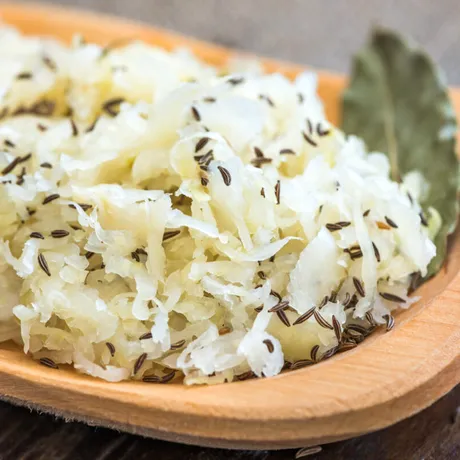 Condimentul ANTIC care îmbunătățește digestia și poate ajuta la slăbit