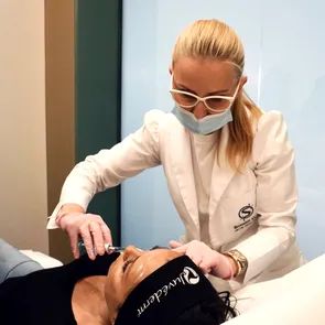 Full Face Reset: de ce luna dragostei este momentul ideal pentru un refresh facial complet, realizat în siguranță