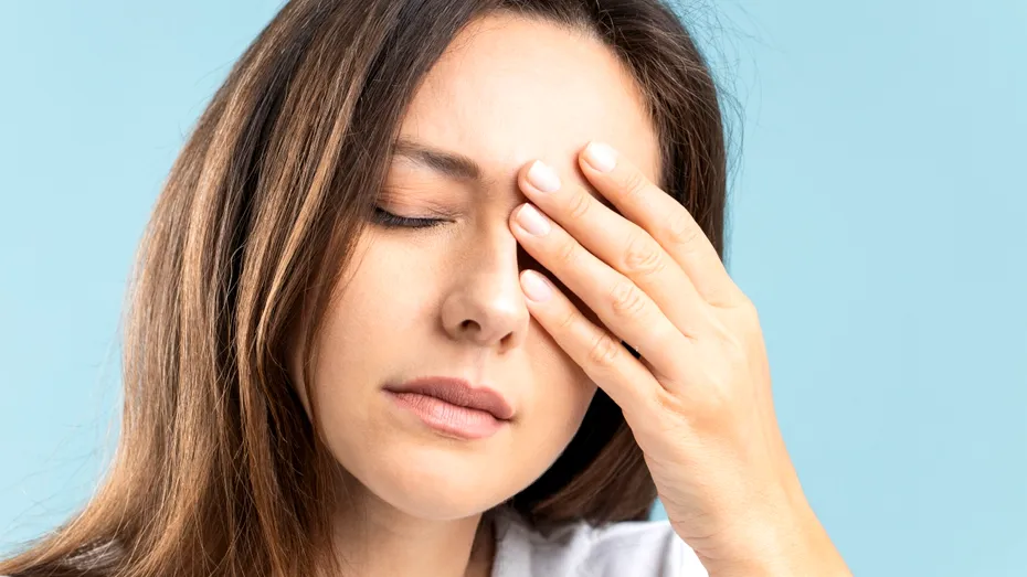 Băutura naturală care te scapă de durerea de cap. Cu ce poți înlocui pastilele