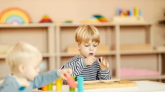 Când se fac înscrieri la creșă și grădiniță 2026–2027. Calendar complet, pași și reguli importante pentru părinți