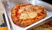 Cum să gătești 3 pizza în același timp, în cuptorul aragazului. Trucul descoperit de un bucătar italian