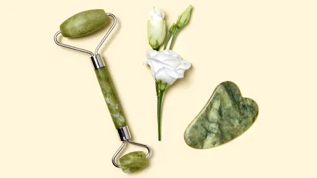 Ce este Gua Sha și ce rezultate incredibile poate aduce cu sine