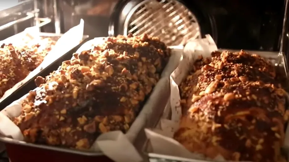 Cum se coace corect cozonacul. Temperaturile ideale pentru cuptorul electric și cel pe gaz