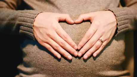 (P) Cum te poate ajuta un calculator de sarcină să înțelegi etapele maternității