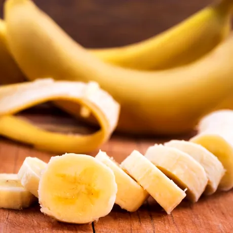 Banana îți poate afecta sănătatea dacă nu o mănânci la momentul potrivit. Evită acest risc pentru sănătate
