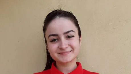 Bica Roxana Gabriela, 18 ani - Neputinţa de a ajuta un copil accidentat a determinat-o să devină VOLUNTAR
