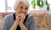 Boala Alzheimer apare mai des la femei decât la bărbaţi. Explicaţia oamenilor de ştiinţă