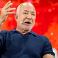 Jeff Bezos și-a lăsat copiii să folosească obiecte periculoase încă de mici. Ce urmărea, de fapt, miliardarul. „Mai bine un copil cu nouă degete decât unul…”