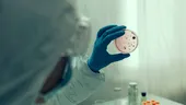 Ebola are nevoie de un răspuns rapid pentru a evita o catastrofă