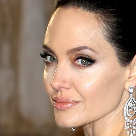 Angelina Jolie, declarații DUREROASE despre separarea de Brad Pitt: „M-am rupt de casa mea și de amintiri”