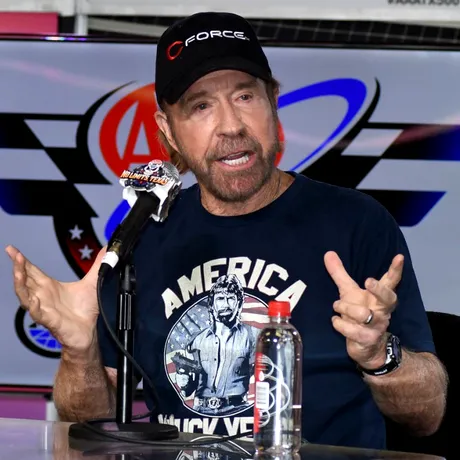 Moștenirea uriașă lăsată de Chuck Norris. Cine va împărți averea de zeci de milioane de dolari
