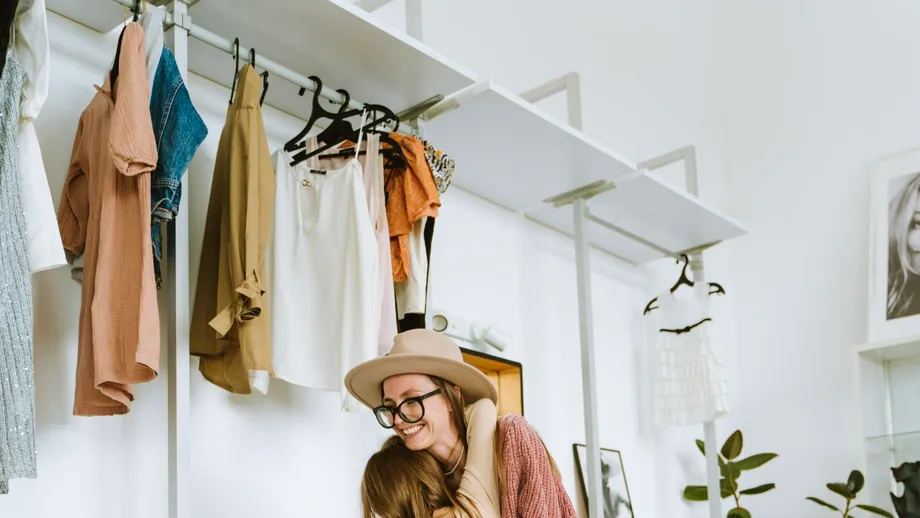 Detox de garderobă – cum să faci și tu