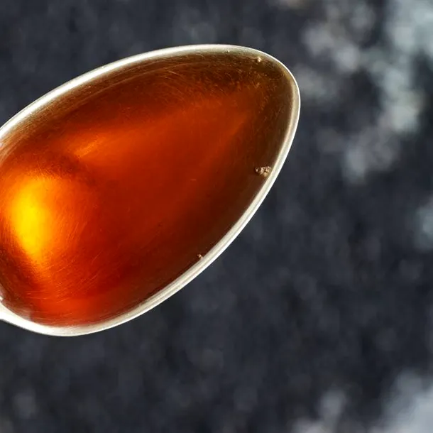 Uleiul mai puțin cunoscut care reduce inflamația mai bine decât ibuprofenul