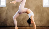 Cardio yoga: ce este și cum te ajută să slăbești