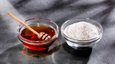 Bicarbonat de sodiu cu miere, remediul Lidiei Fecioru pentru echilibrarea pH-ului din organism