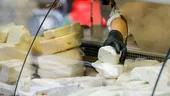 Cum depistezi brânza falsă. La ce să fii atent când o cumperi